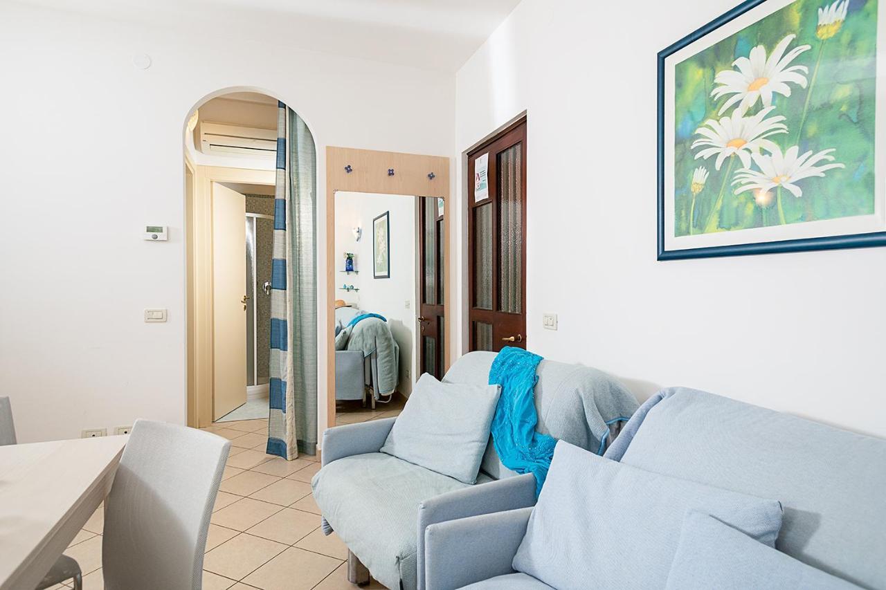 Apartments Blue View - Residence Casetto Bardolino - Regarda Travel Экстерьер фото