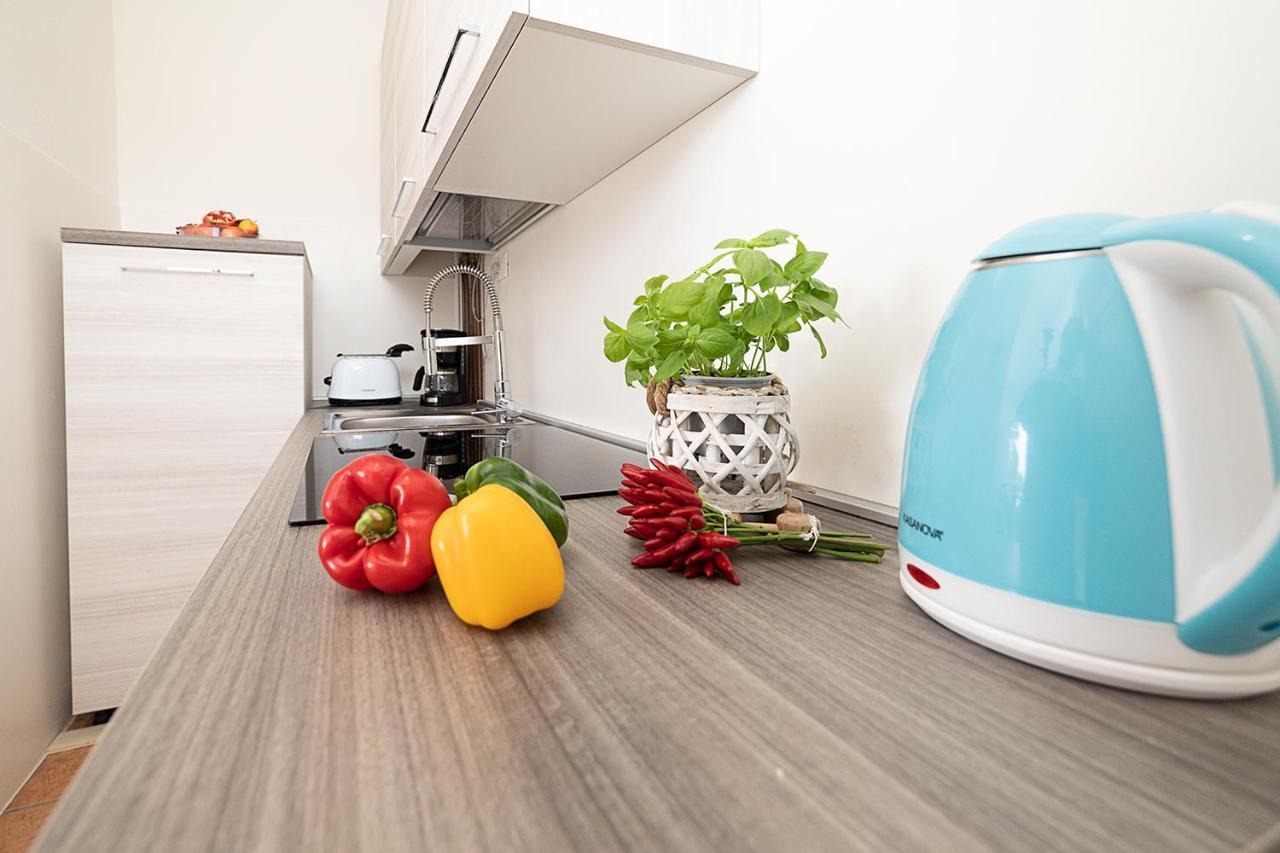 Apartments Blue View - Residence Casetto Bardolino - Regarda Travel Экстерьер фото